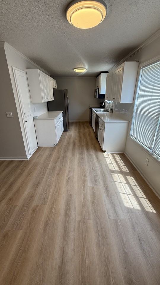 509 E Spring St #2 - Photo 6 of 15