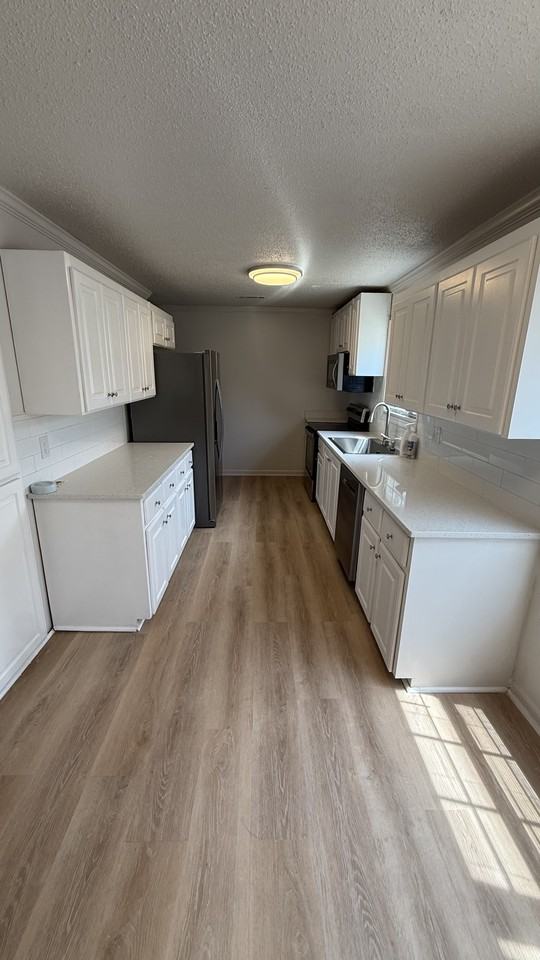 509 E Spring St #2 - Photo 7 of 15