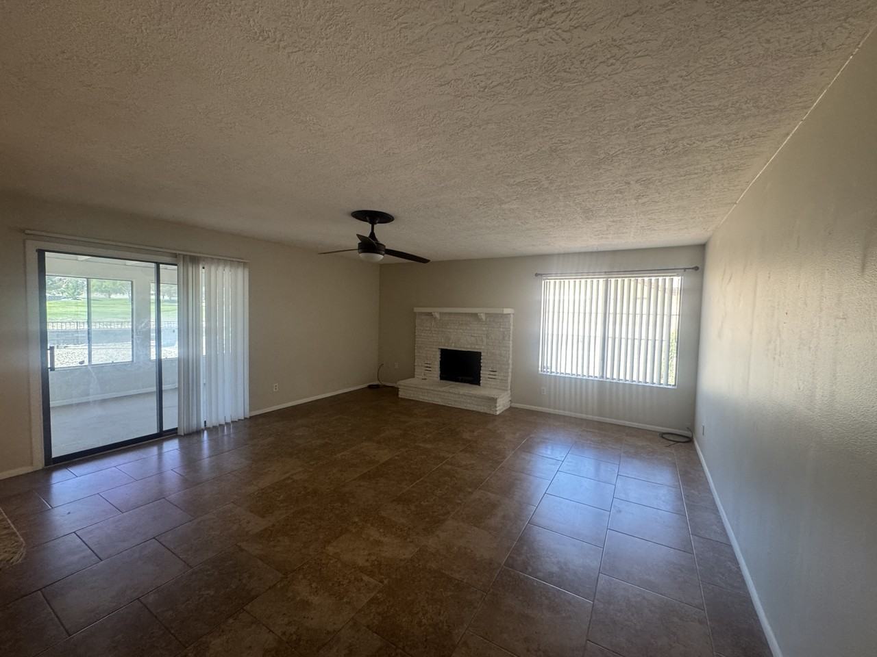 935 Country Club Dr #1 - Photo 3 of 10