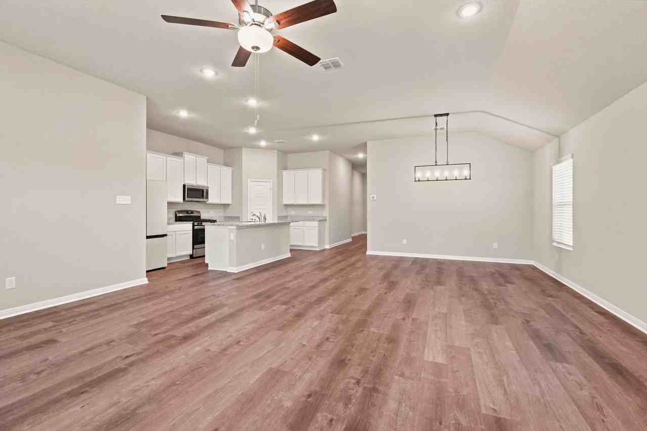7125 Flint Cyn #1 - Photo 2 of 10