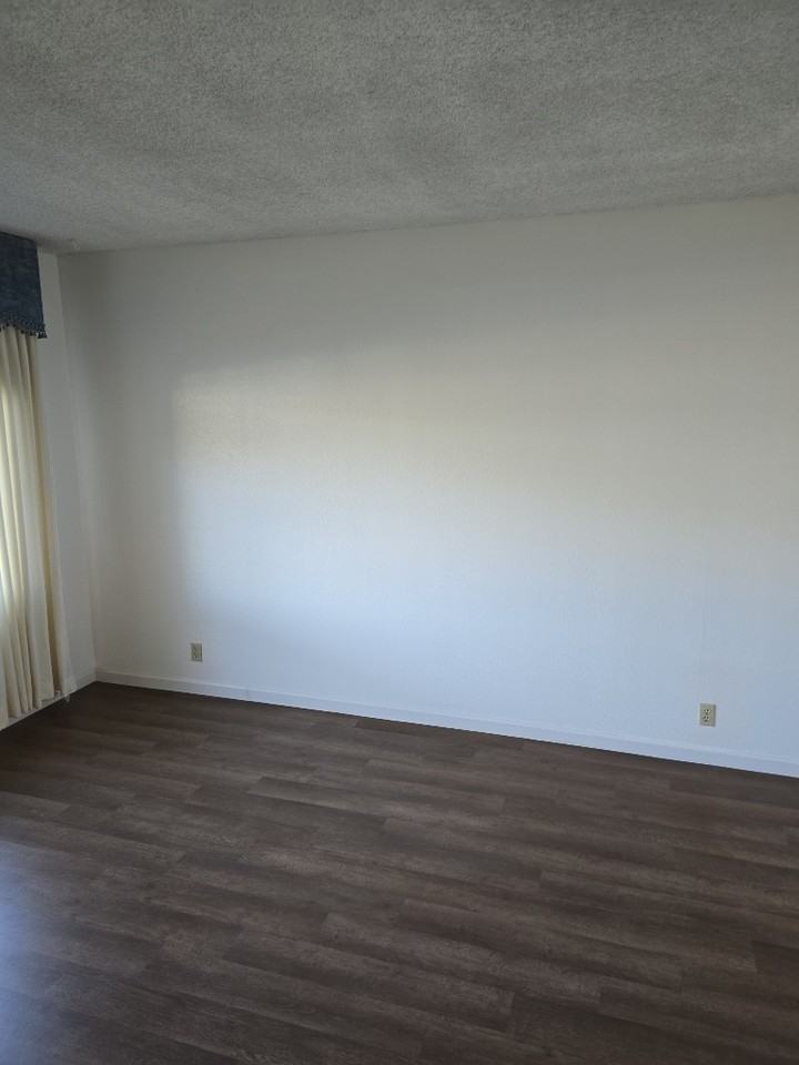 3431 Arizona Ave #1 - Photo 7 of 18