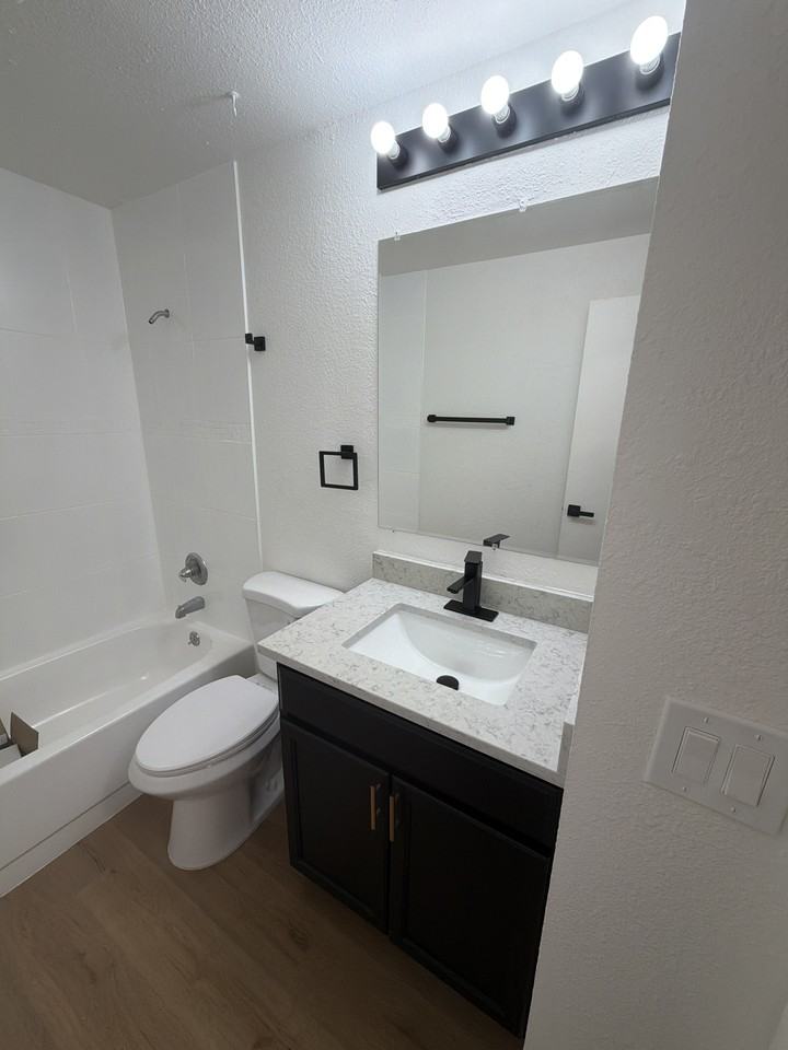 250 N 11th Ct #250 - Photo 7 of 22