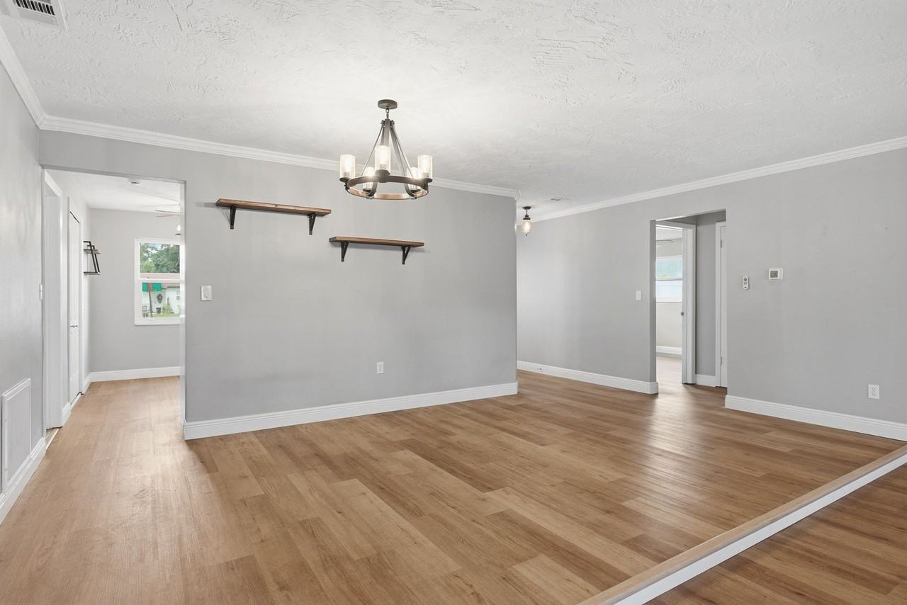 330 Scott Ct #1 - Photo 5 of 39