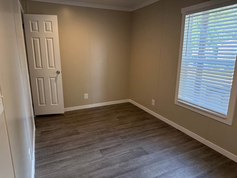 122 Eloise St - Photo 4 of 14