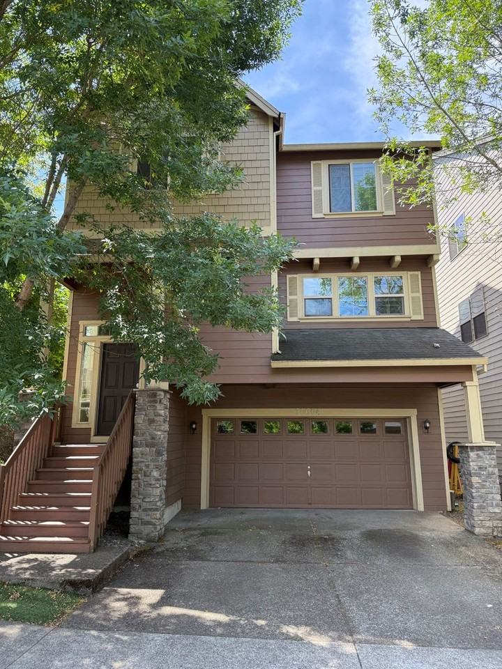 20604 Sw Sister Ln