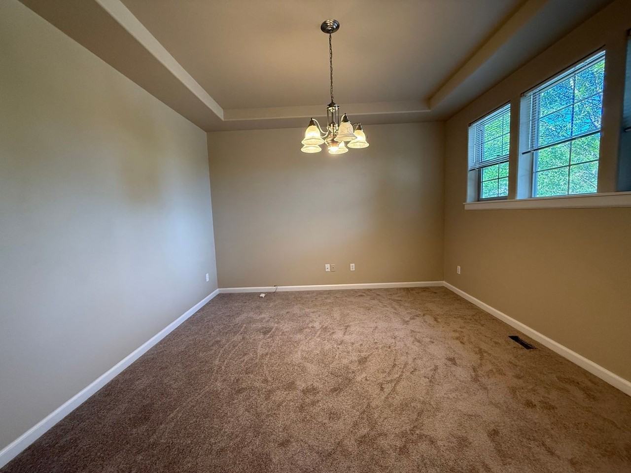 20604 Sw Sister Ln - Photo 5 of 17