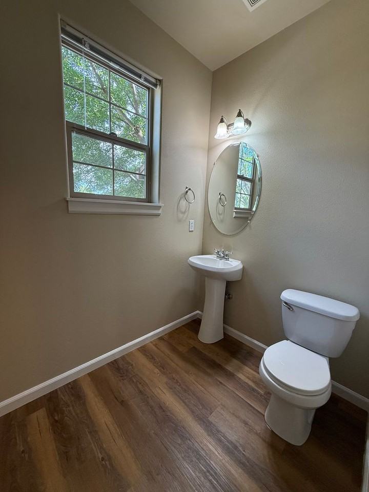 20604 Sw Sister Ln - Photo 7 of 17