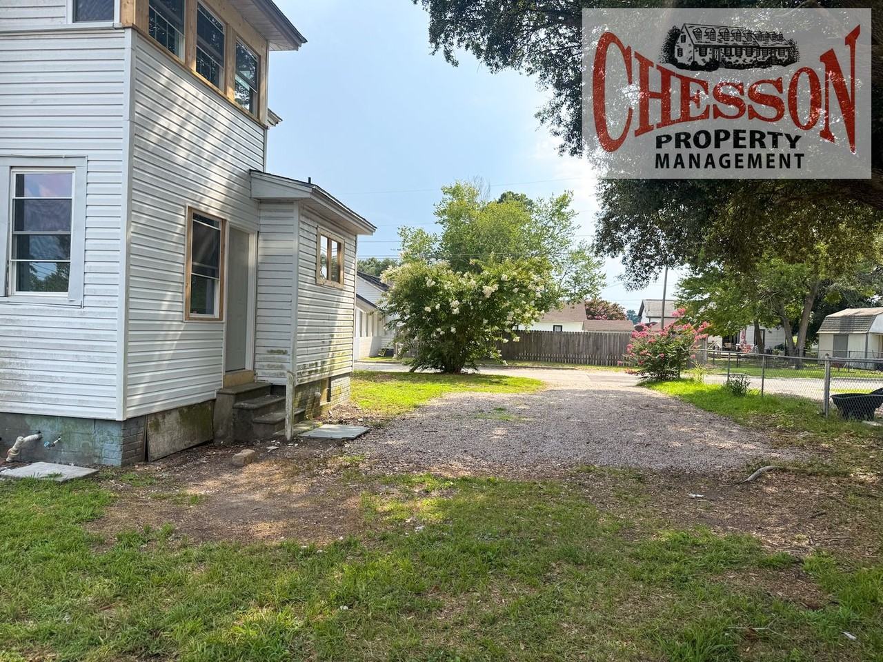 304 Yelverton St - Photo 4 of 4