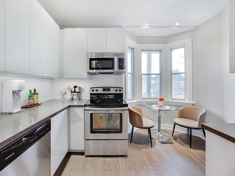 297 Withrow Avenue - Photo 6 of 21