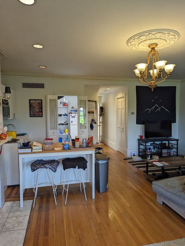 16 Commonwealth Avenue - Photo 5 of 29