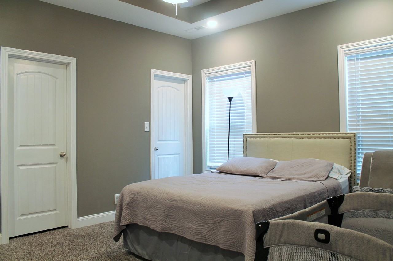 256 Azalea Dr - Photo 6 of 19