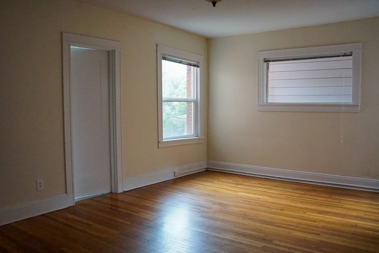 751 Sw Vista Ave #4 - Photo 4 of 10