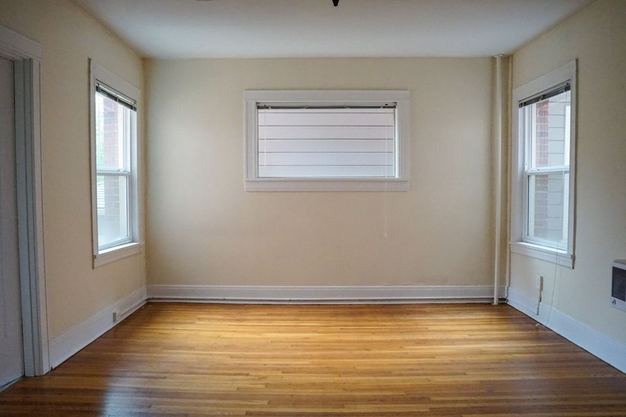 751 Sw Vista Ave #4 - Photo 5 of 10