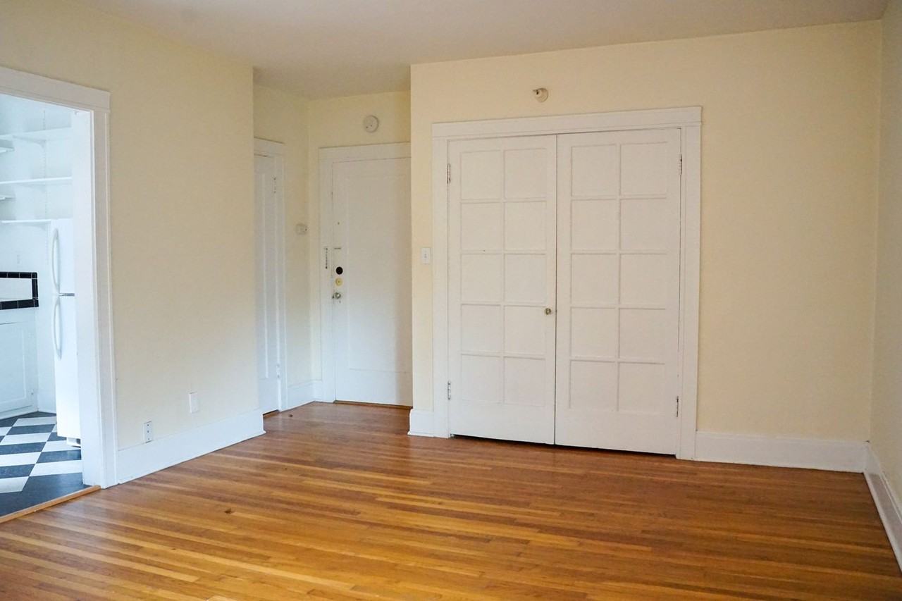 751 Sw Vista Ave #4 - Photo 6 of 10