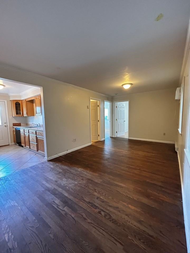 25472 Military Rd - Photo 2 of 15
