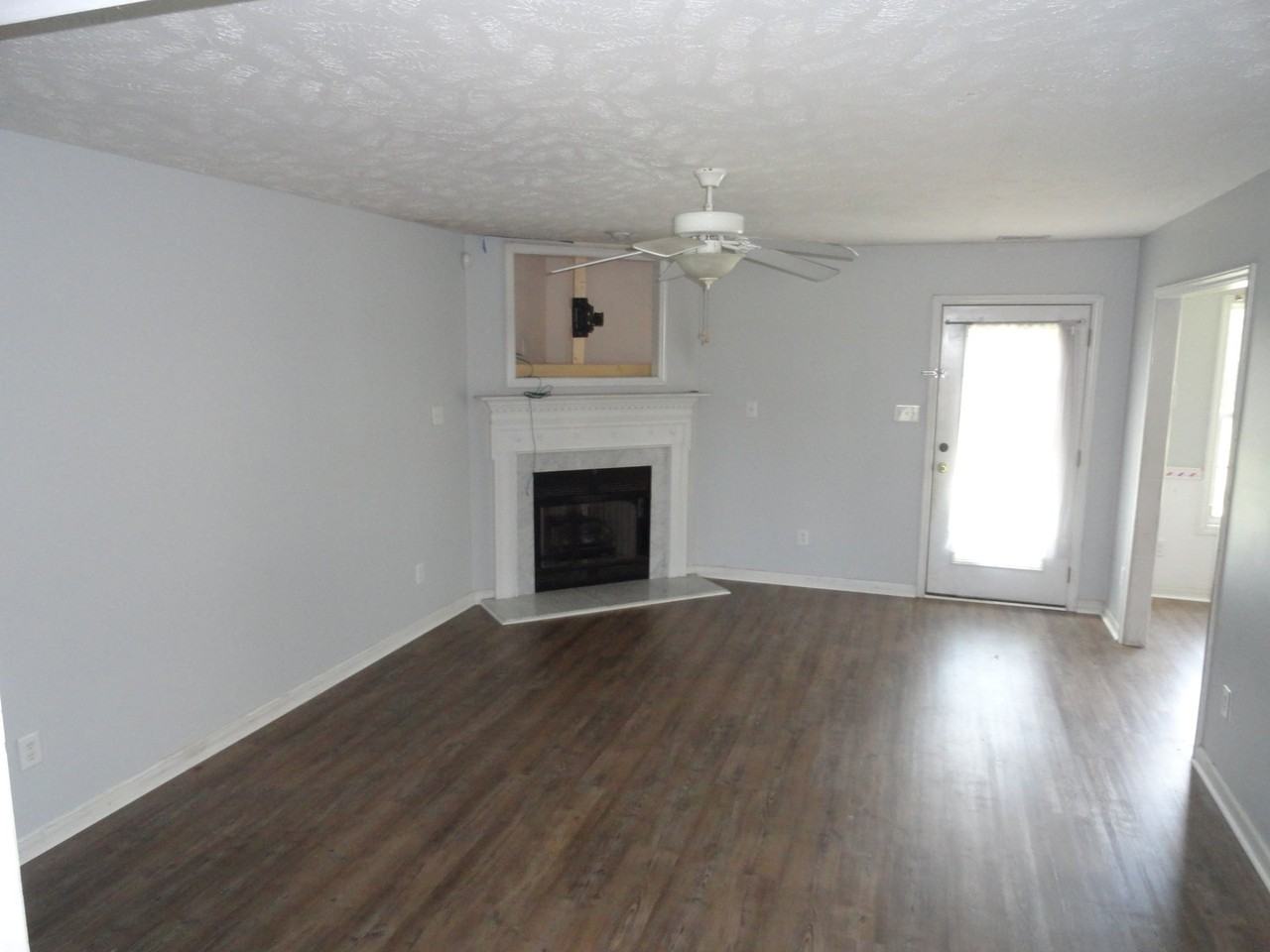 172 Emma Ln - Photo 4 of 18