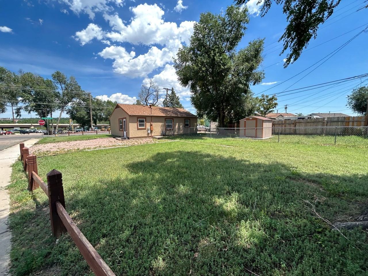 1201 E Cheyenne Rd - Photo 3 of 15