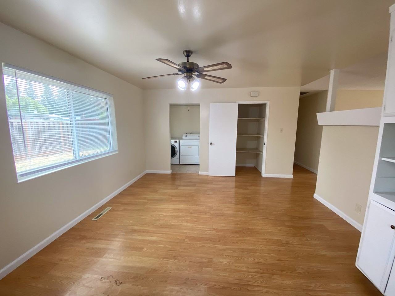 5278 Dupont Ave - Photo 4 of 14