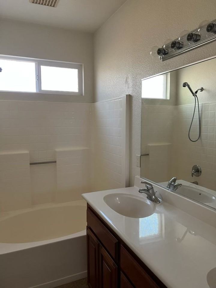 9632 Spring Breeze Ct - Photo 4 of 6