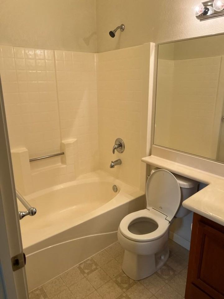 9632 Spring Breeze Ct - Photo 5 of 6