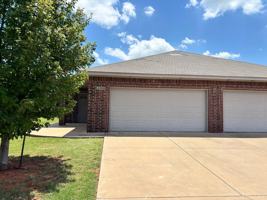featured image of 1324A Garden Gate Dr