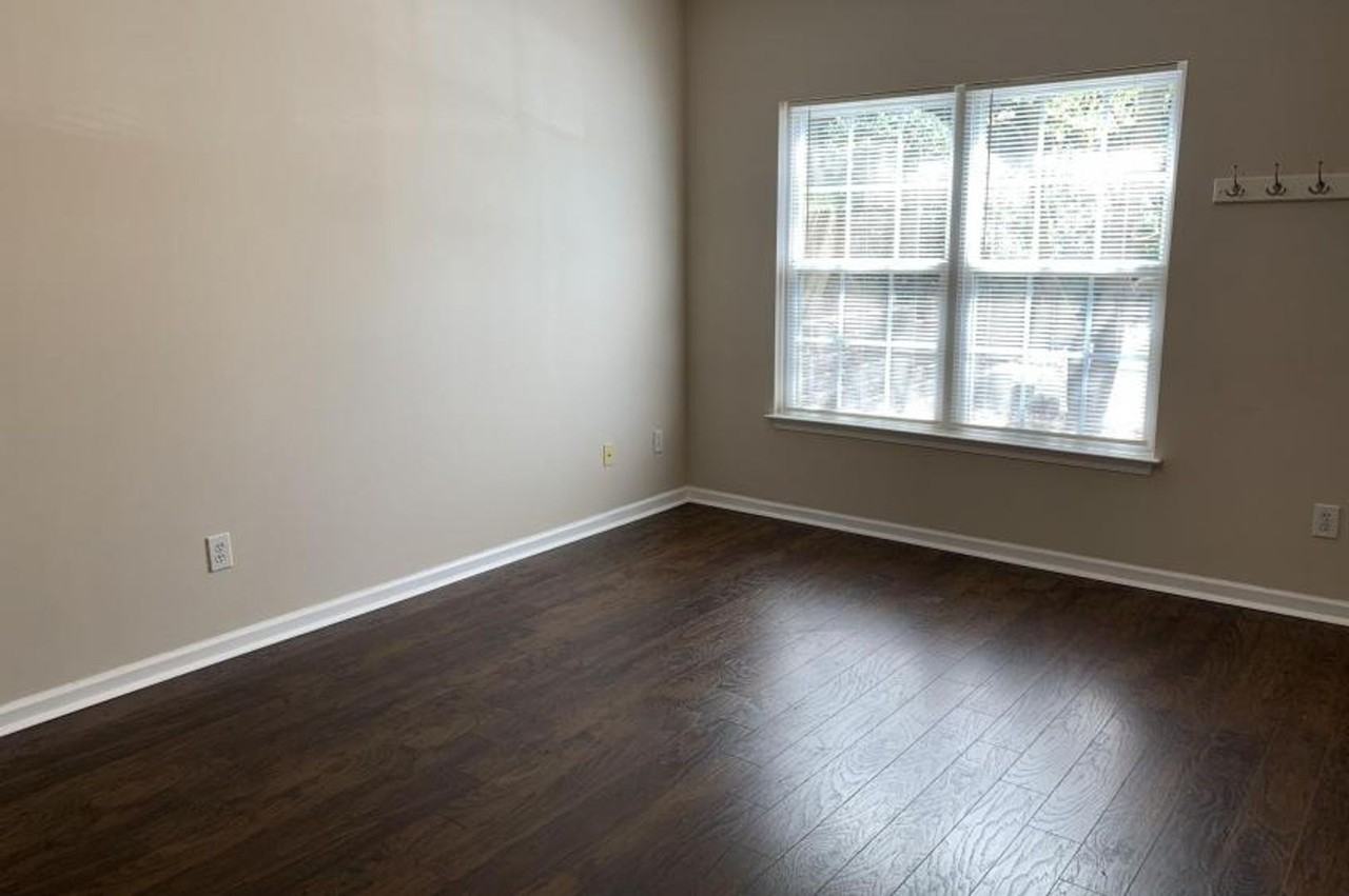 300 Mcconville Rd #35 - Photo 7 of 12