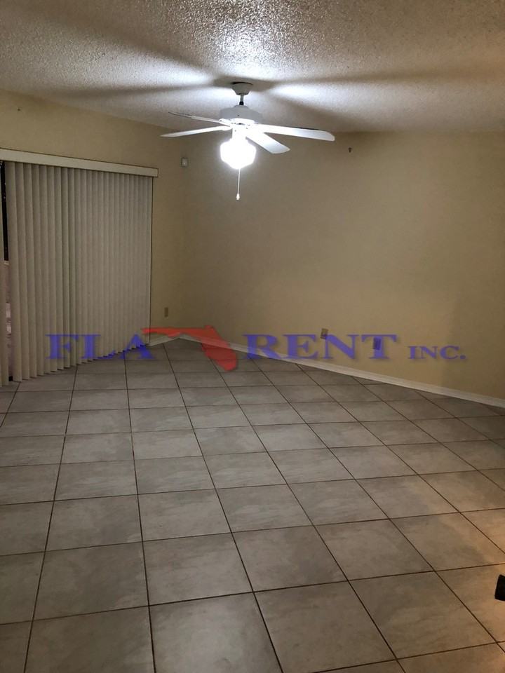 1175 E Winged Foot Cir - Photo 2 of 13