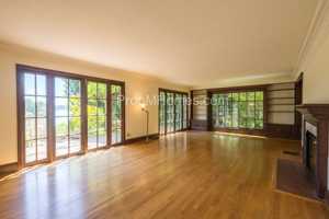 featured image of 475 Furnace St