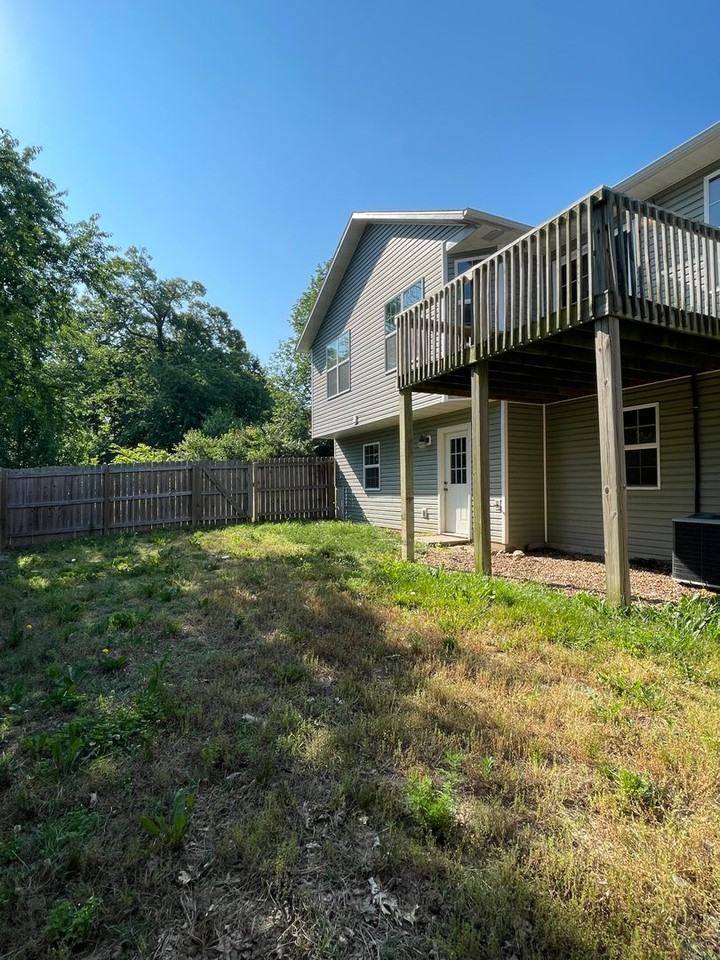 16084 Haidyn Rd - Photo 6 of 37