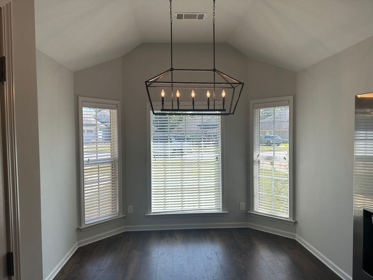9127 White Poplar Cir - Photo 5 of 35