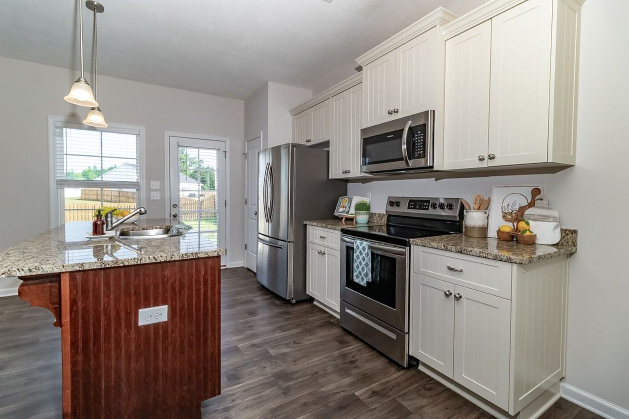 319 Koweta Way - Photo 2 of 21