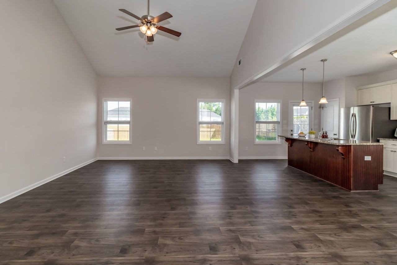 319 Koweta Way - Photo 4 of 21