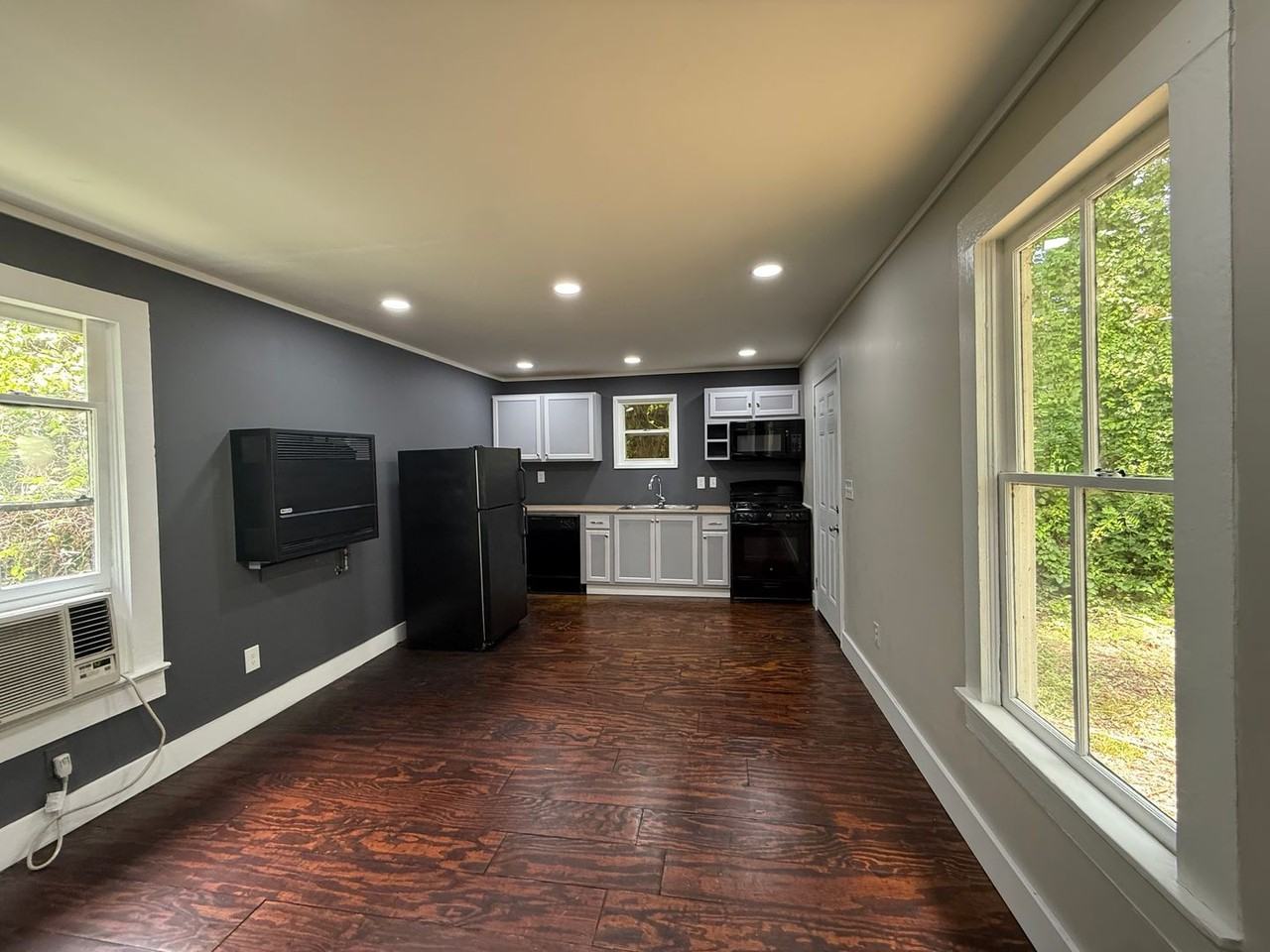 426 General Mouton Ave #C - Photo 5 of 7