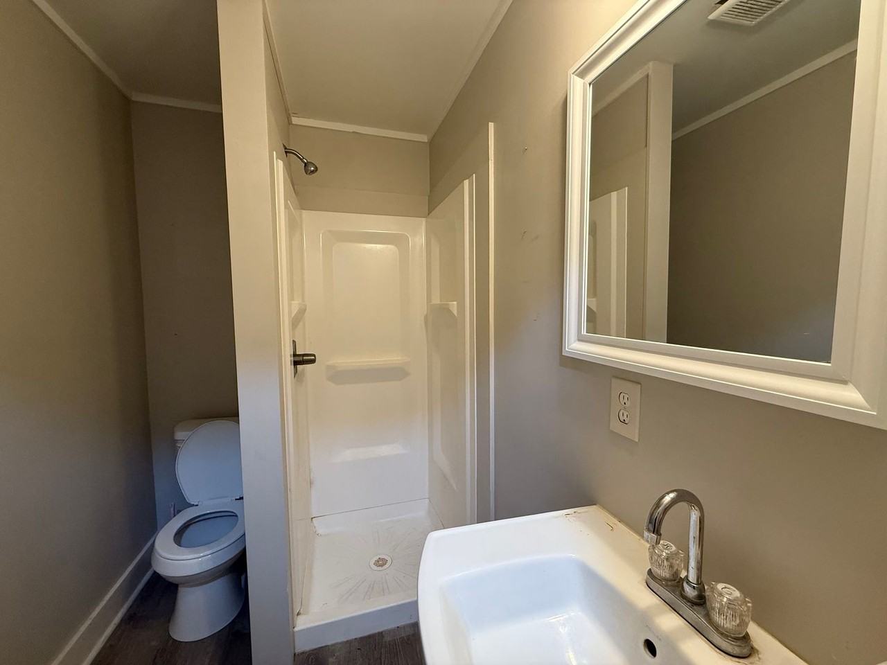 426 General Mouton Ave #C - Photo 6 of 7