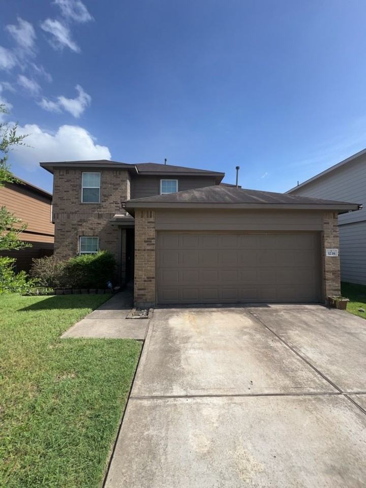 3238 Elisa Springs Ln - Photo 2 of 23