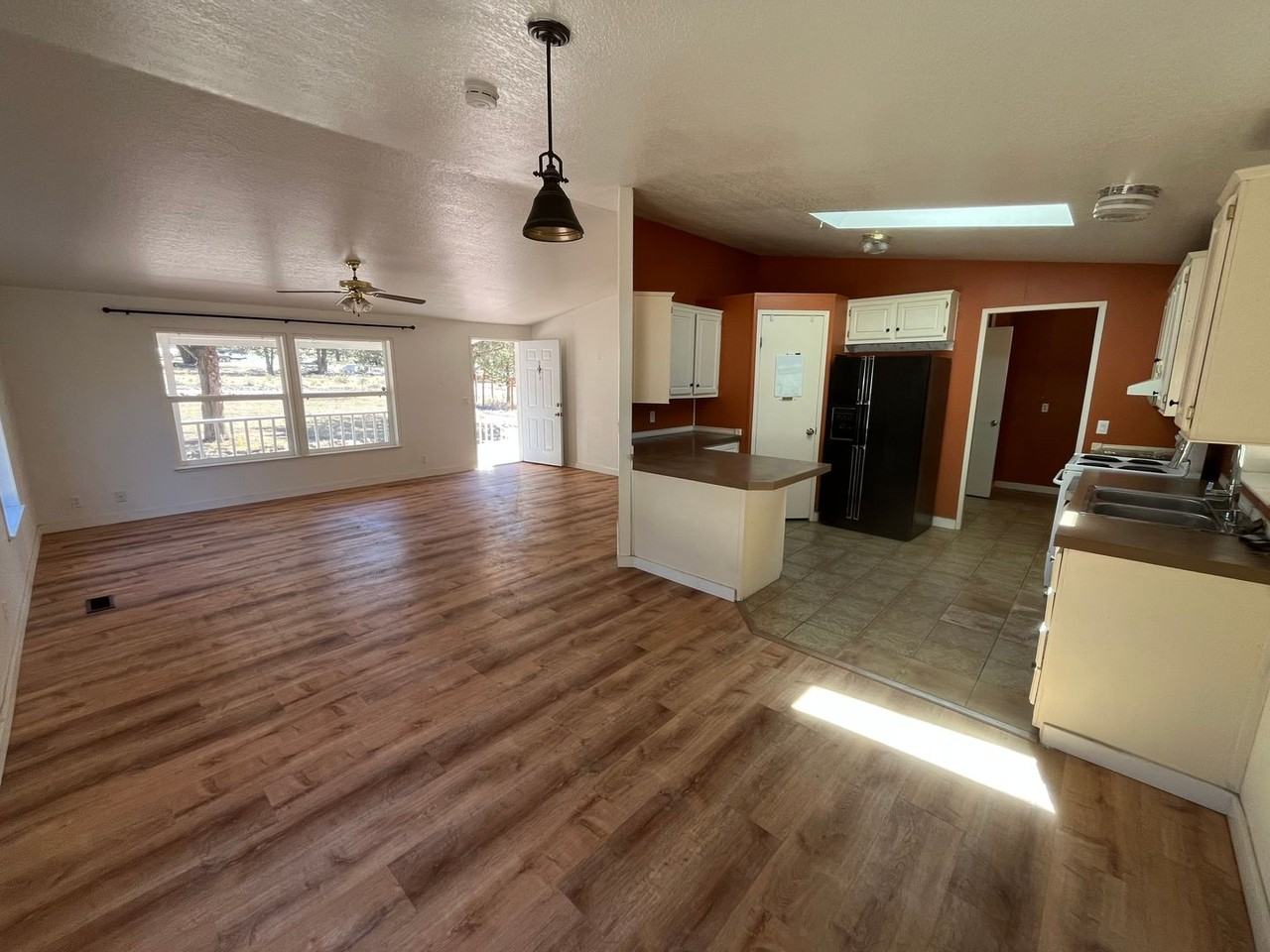 8115 Sw Crater Loop Rd - Photo 3 of 21