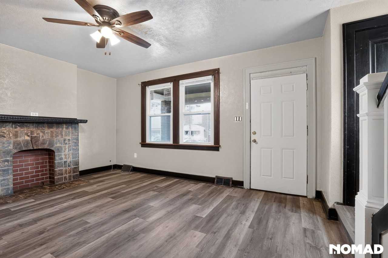523 Ridge Ave - Photo 5 of 36