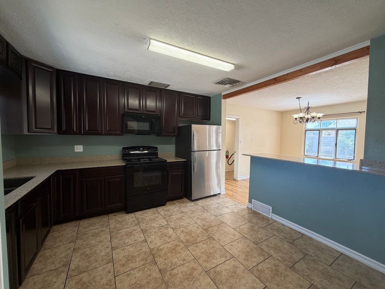 3124 Cardenas Dr Ne - Photo 6 of 20
