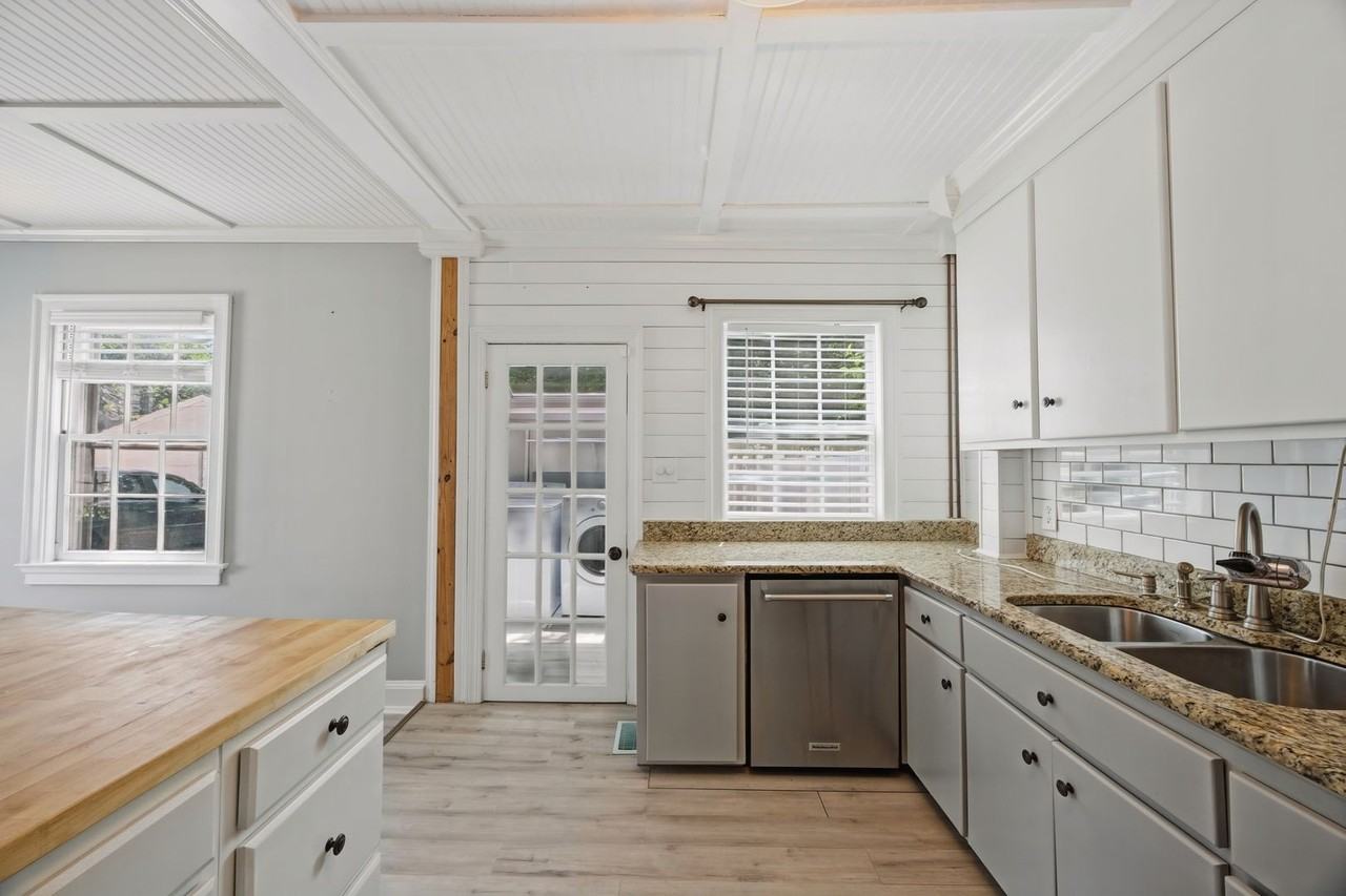 305 Palen Ave - Photo 7 of 23