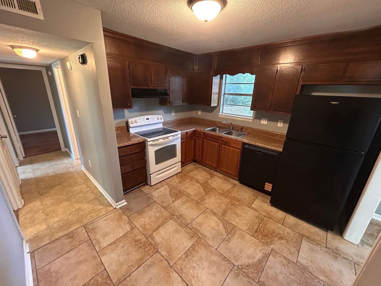 3127 Gayhart Dr Nw - Photo 2 of 9