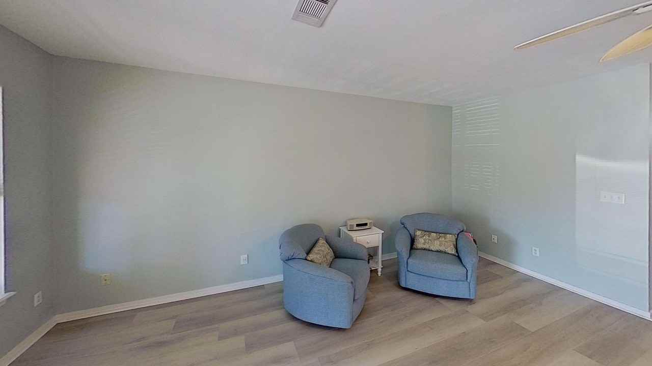 93 Beachfront Trl - Photo 6 of 18