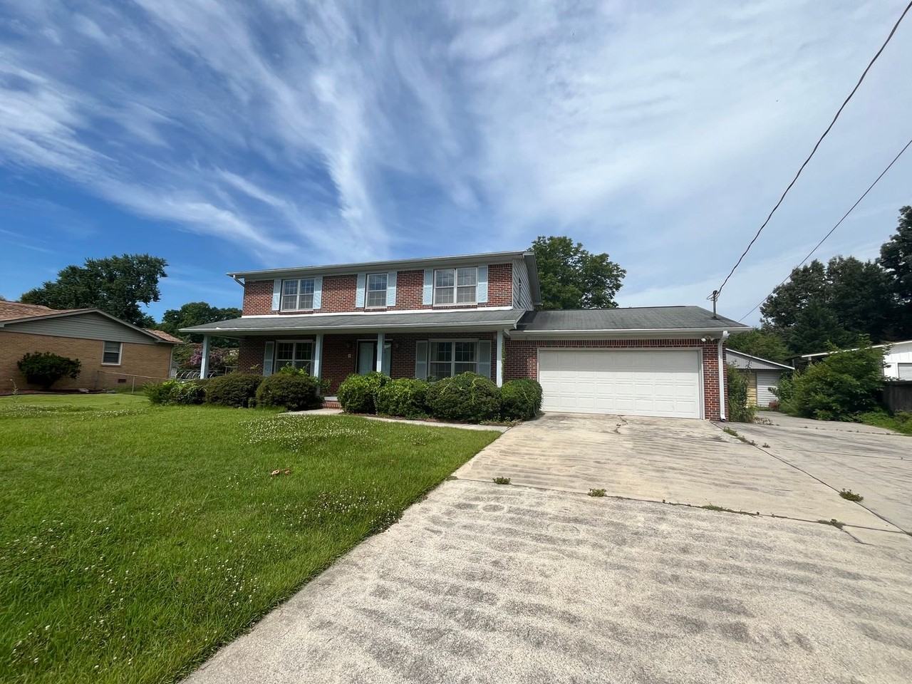 817 Mira Vista Dr Se - Photo 2 of 15