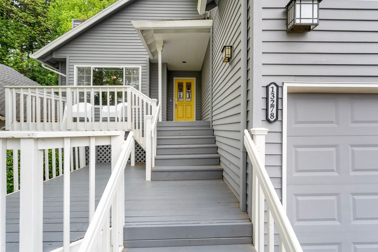 13278 Vermeer Dr - Photo 4 of 50
