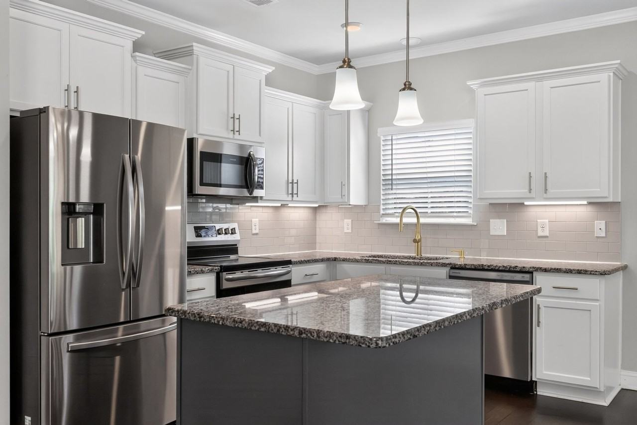 3 Donan Ct - Photo 7 of 36
