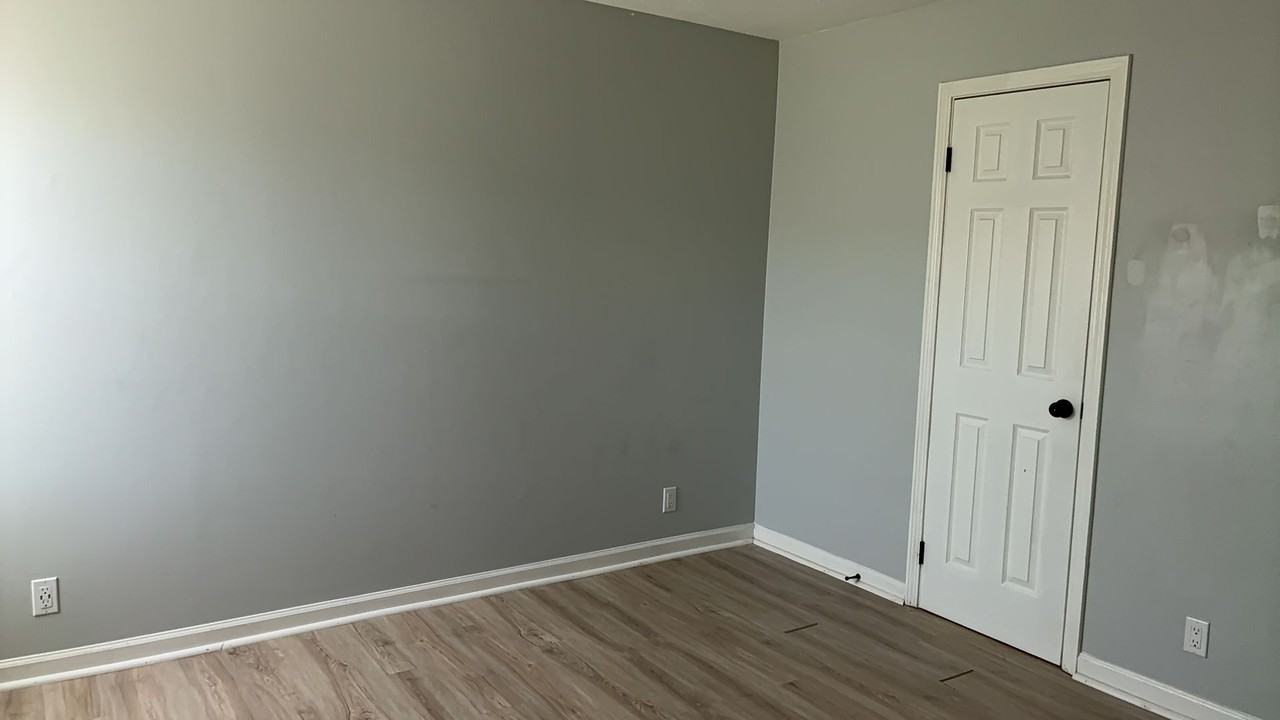 755 Burcale Rd - Photo 7 of 15