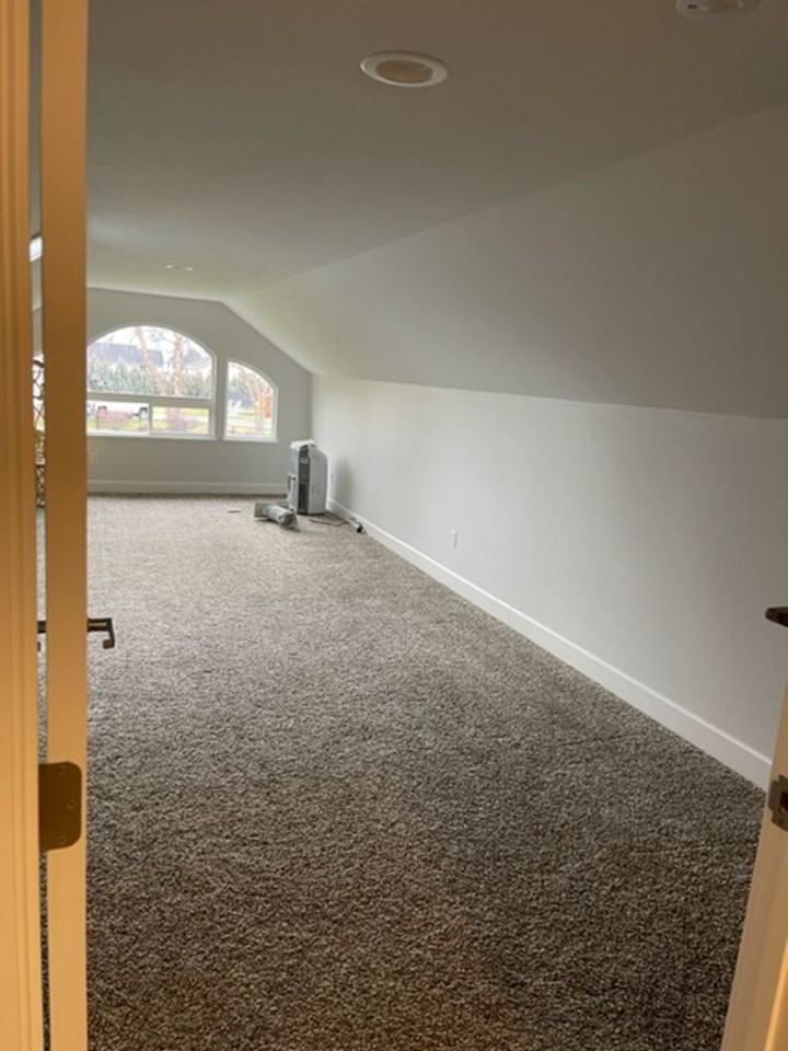 308 Oak St - Photo 6 of 23