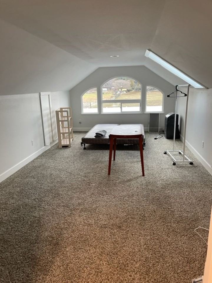 308 Oak St - Photo 7 of 23