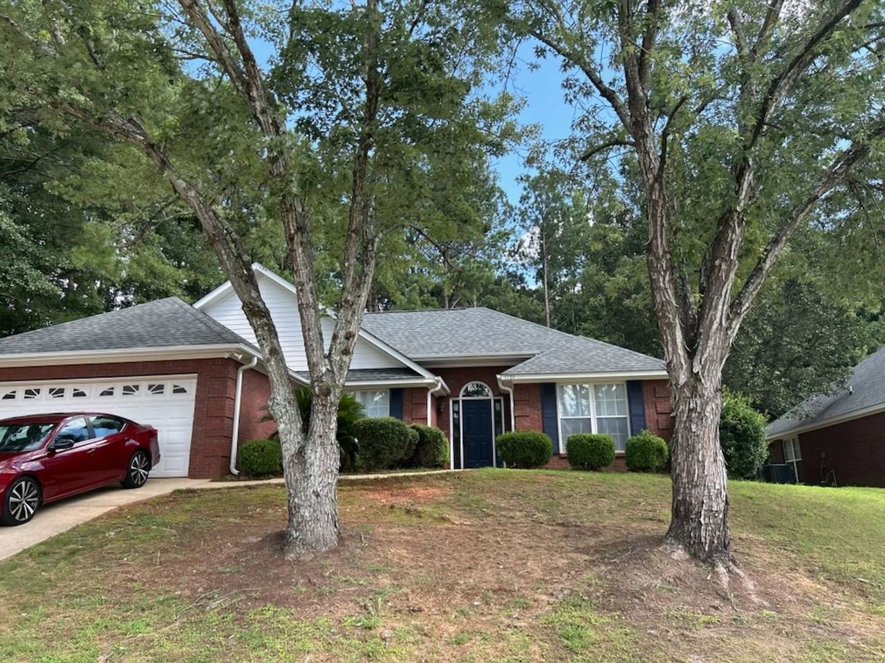 1731 Stone Pointe Dr - Photo 3 of 3