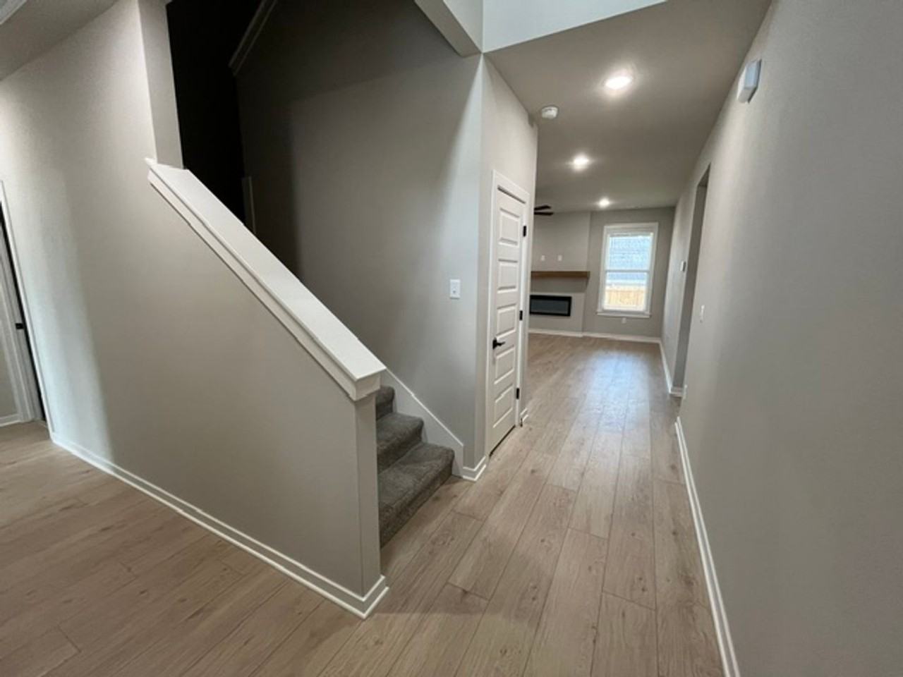 5910 Sw Chiefs Ave - Photo 7 of 14