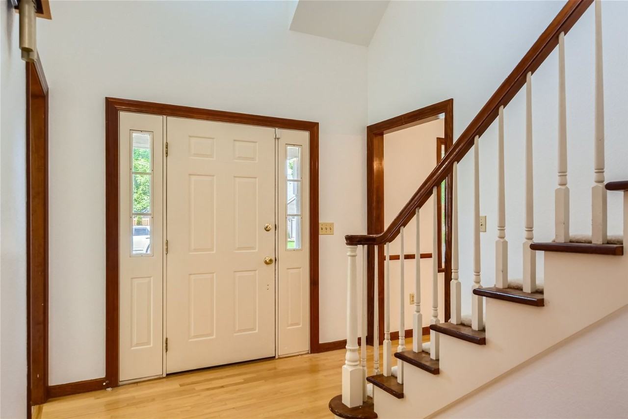 5218 Mcmurry Ave - Photo 3 of 29